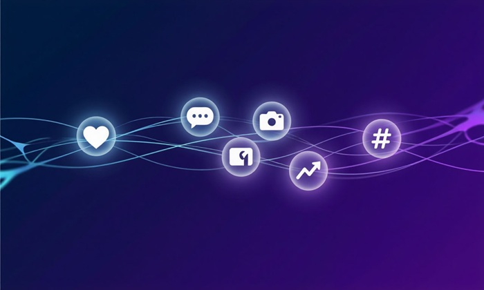 Featured image of post Топ-5 российских нейросетей для SMM: ведём соцсети с помощью ИИ